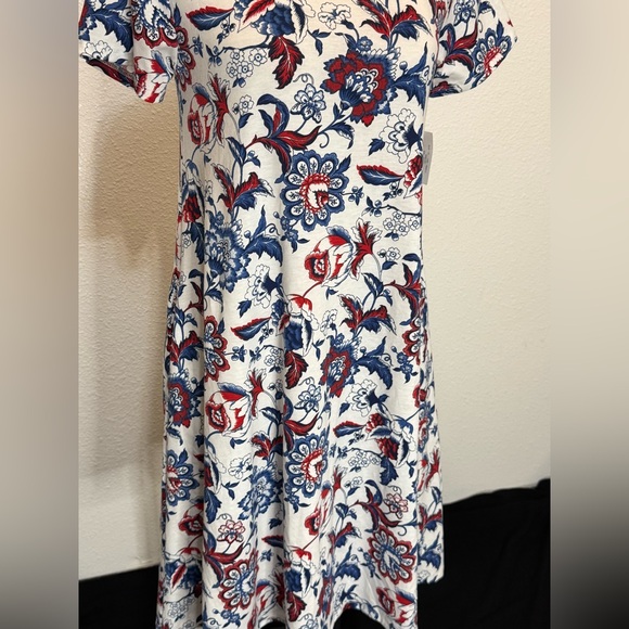 NWT LulaRoe Jessie Red White and Blue Paisley Dress Womens XS Short Sleeve - Picture 2 of 8